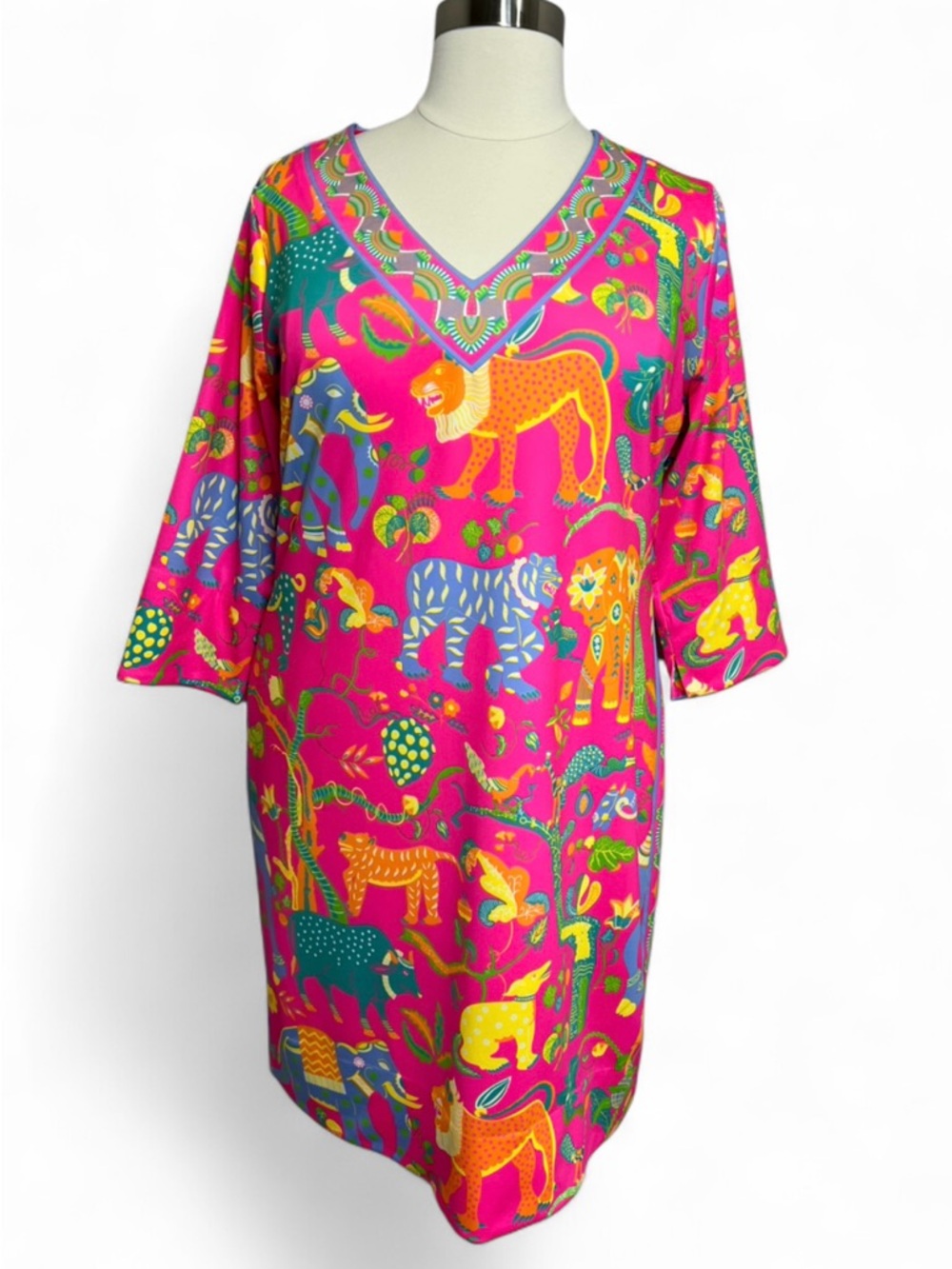 Gretchen Scott Bright Pink Shift Tunic Dress In “Animal Kingdom” Print.
